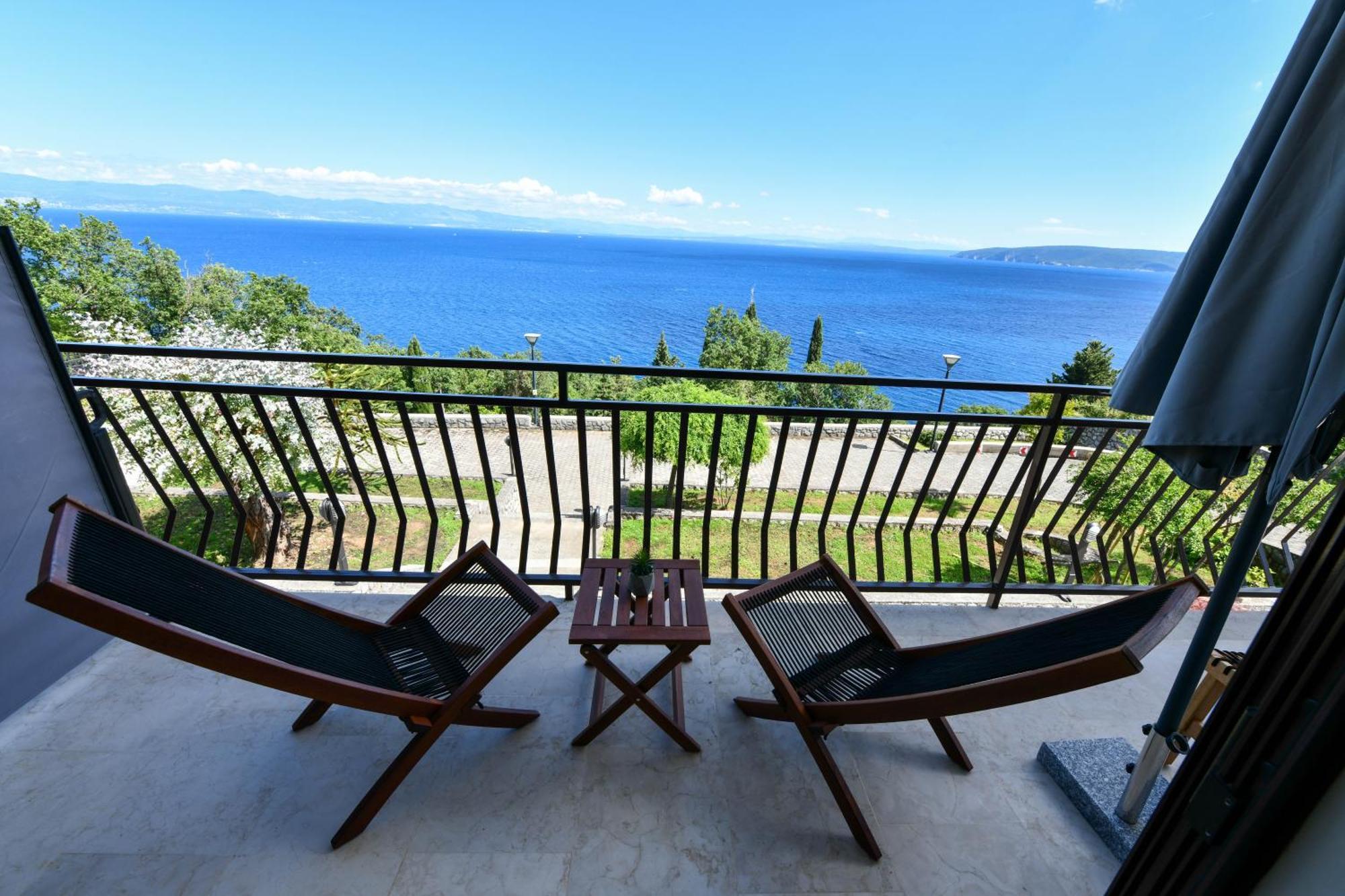 Apartments Near The Beach, With Terraces And Seaview At House B. Mošćenička Draga Exterior foto